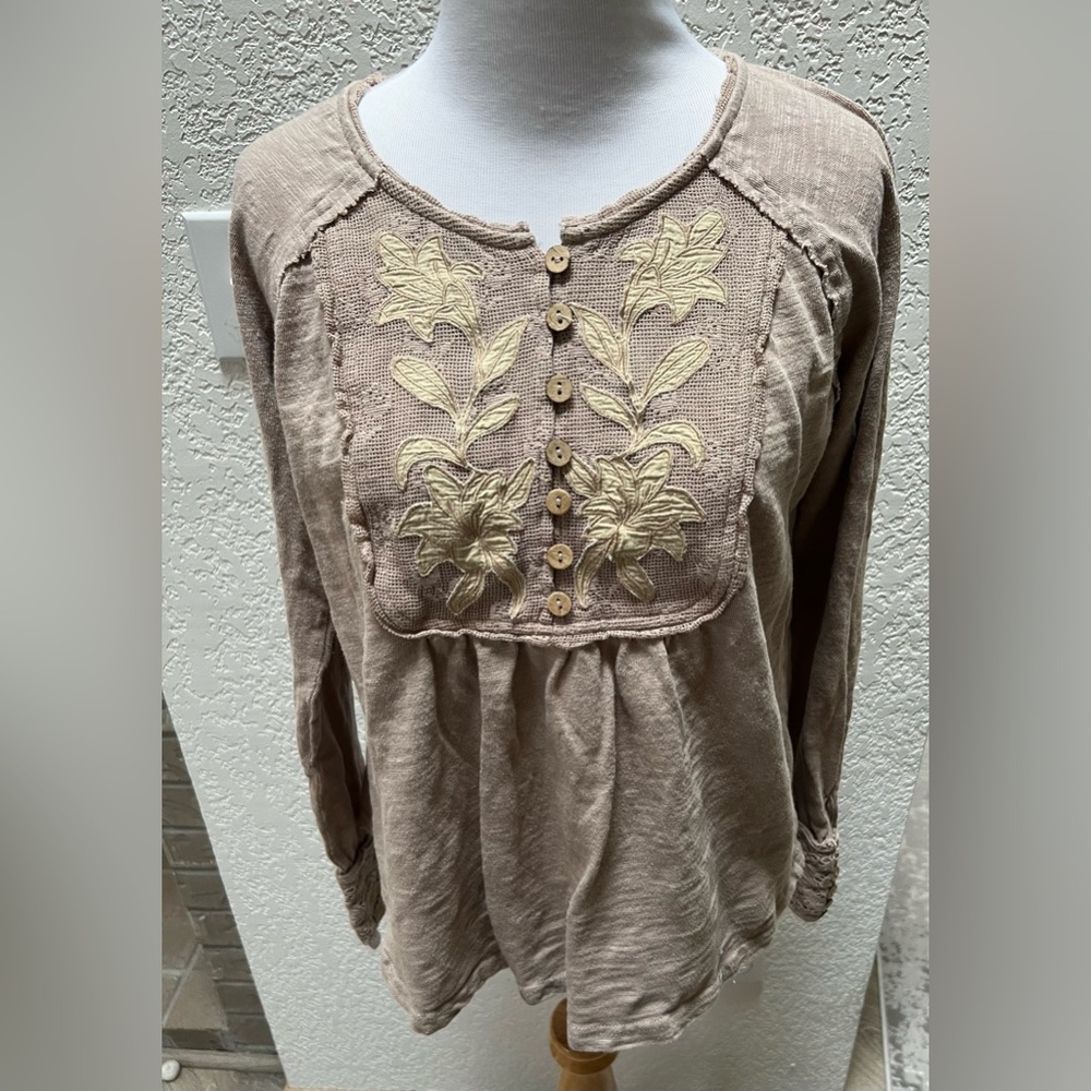 Miss Me Embroidered Long Sleeve Top Beige Size Medium
